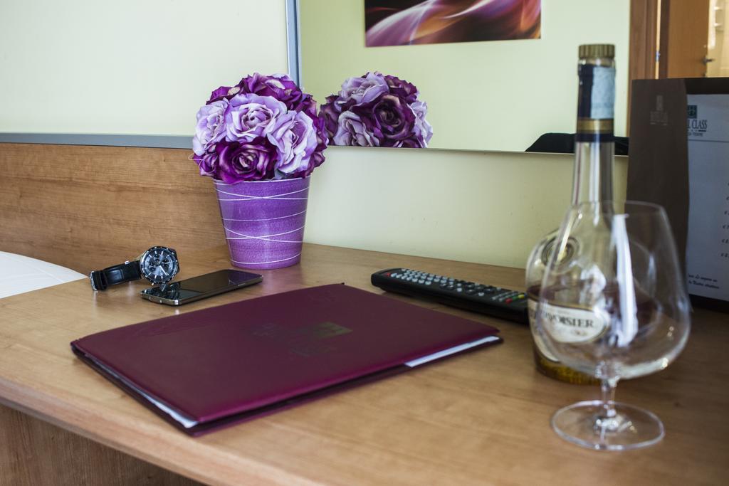 Best Western Hotel Class Lamezia Lamezia Terme Extérieur photo